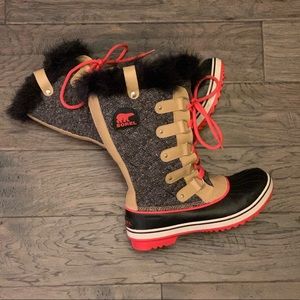 Sorel women’s waterproof boots